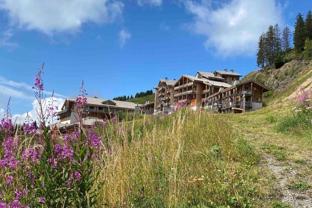 Apartment Vue Panoramique Sur Les Montagnes Plein Sud - T2 Skis Aux Pieds, Piscine & Flaine